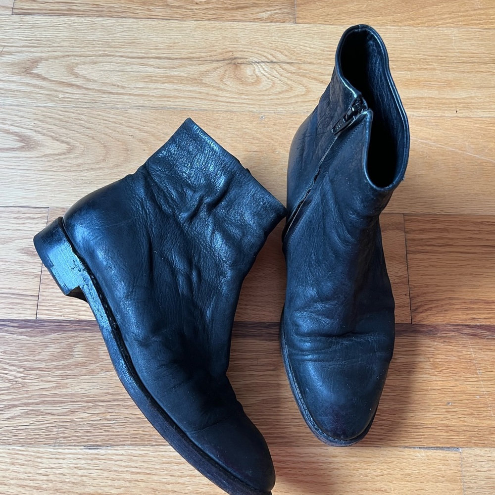 Women’s Black Leather Boots